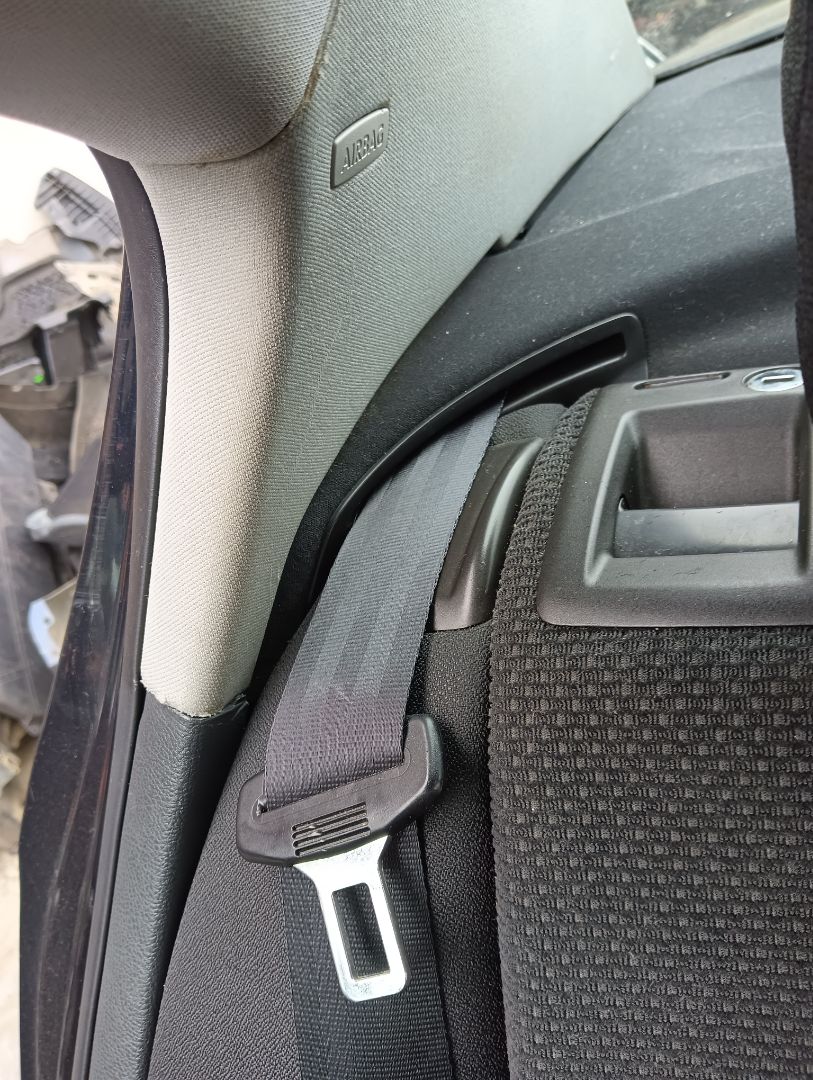 Cinturón seguridad Volkswagen Passat (3C2)