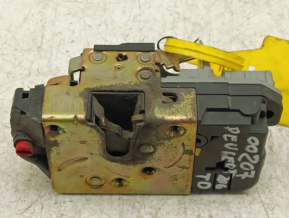 Cerradura puerta Peugeot 206