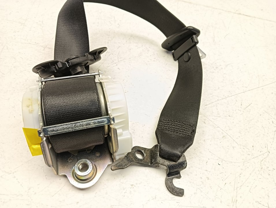 Cinturón seguridad BMW 1 (E81/E87)