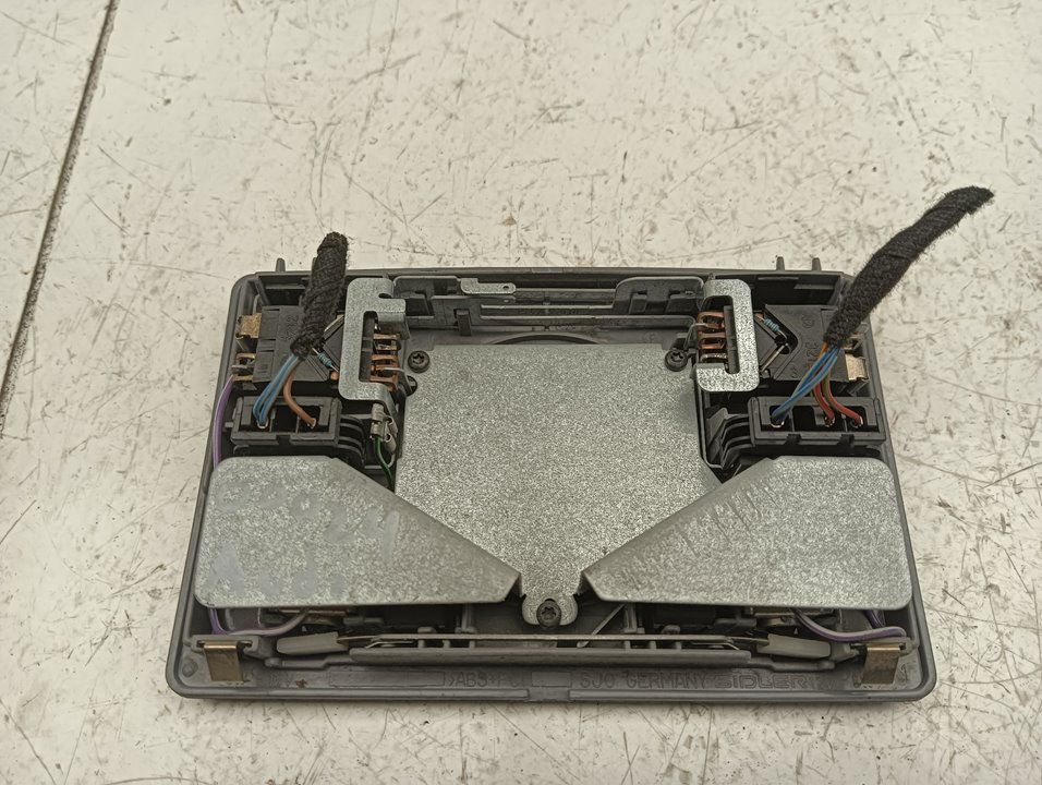 Luz interior Audi A6 (4B2)