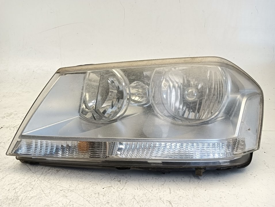 Faro Dodge Avenger (JS)