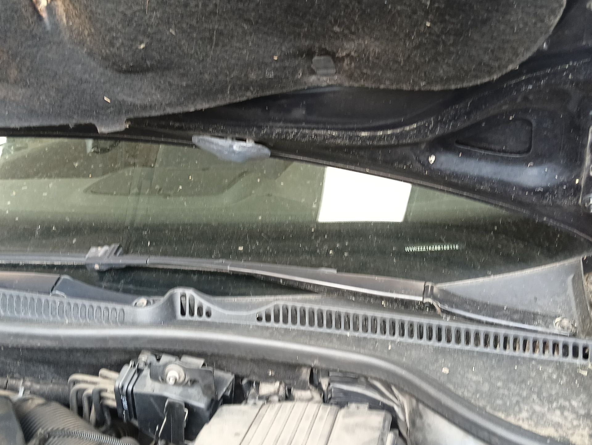 Brazo limpia Volkswagen Golf V (1K1)