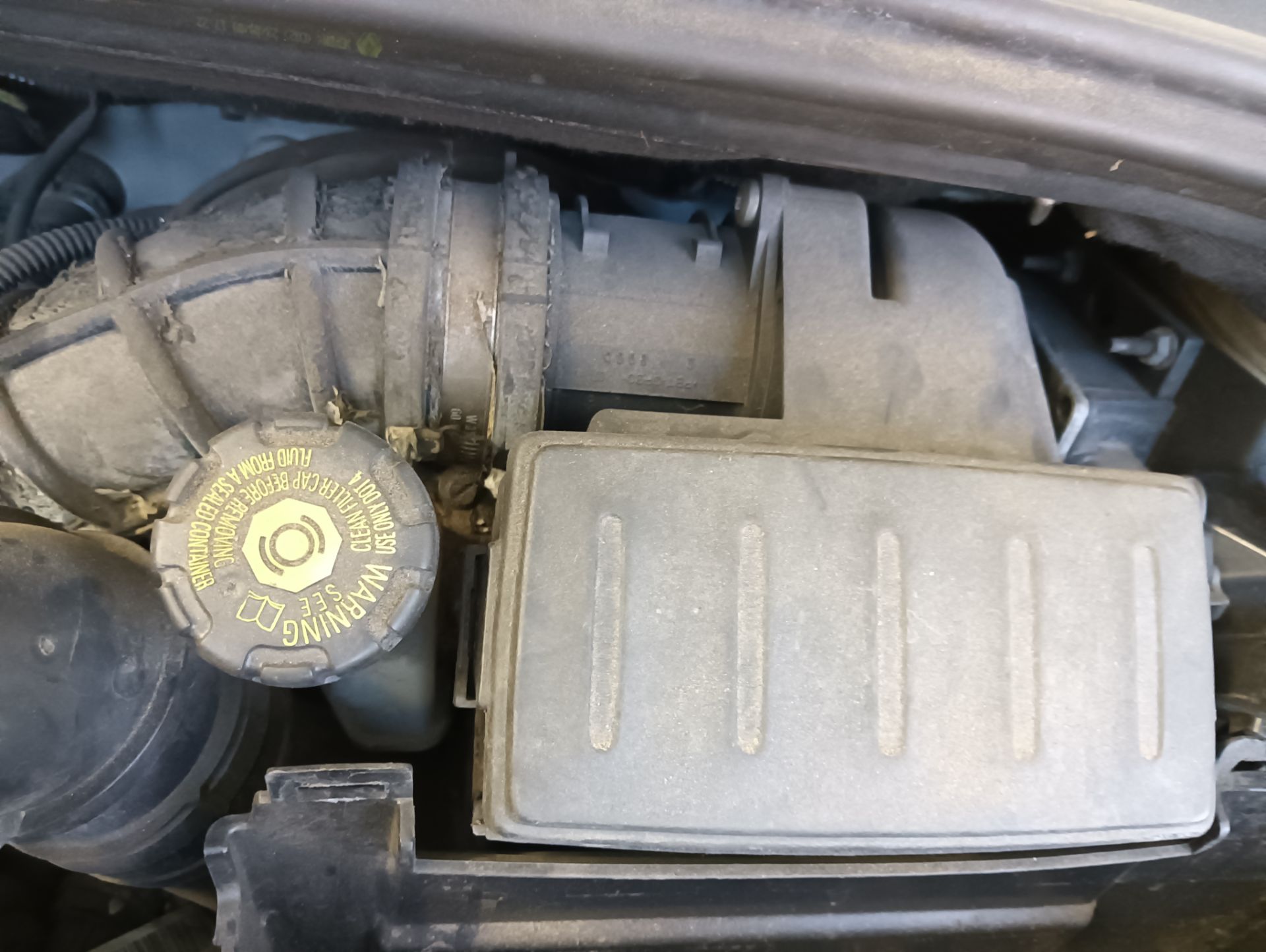 Caja filtro aire Renault Clio III