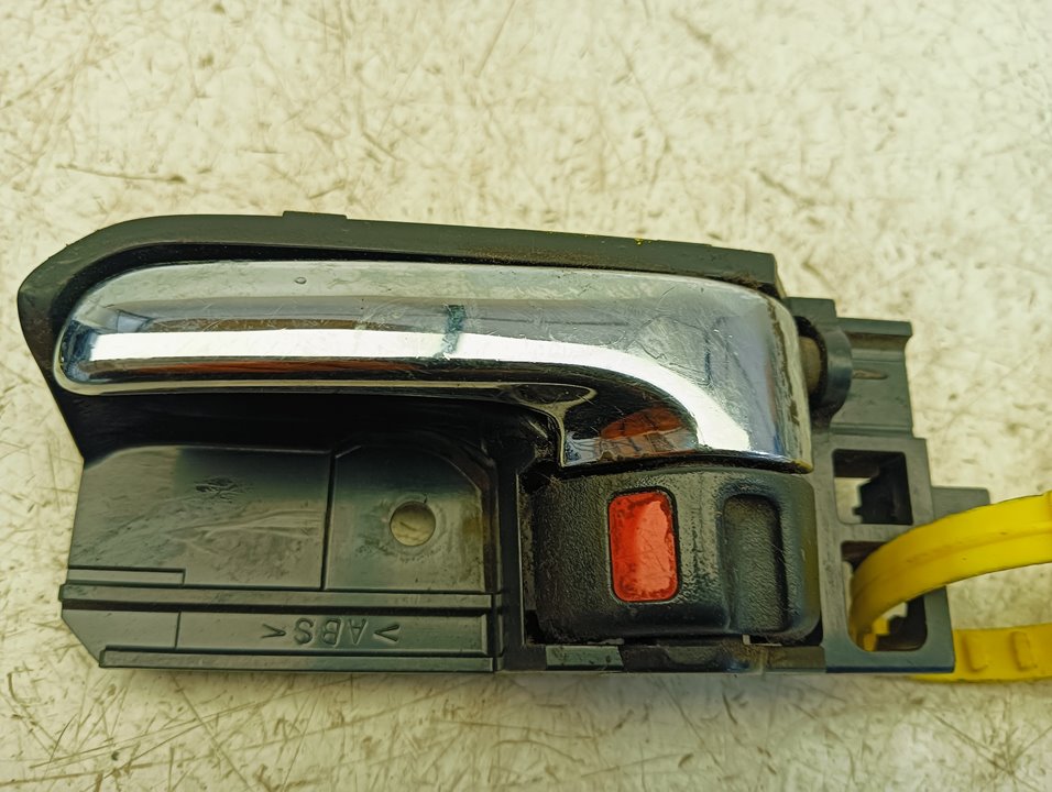 Maneta Toyota Corolla Verso (E12)