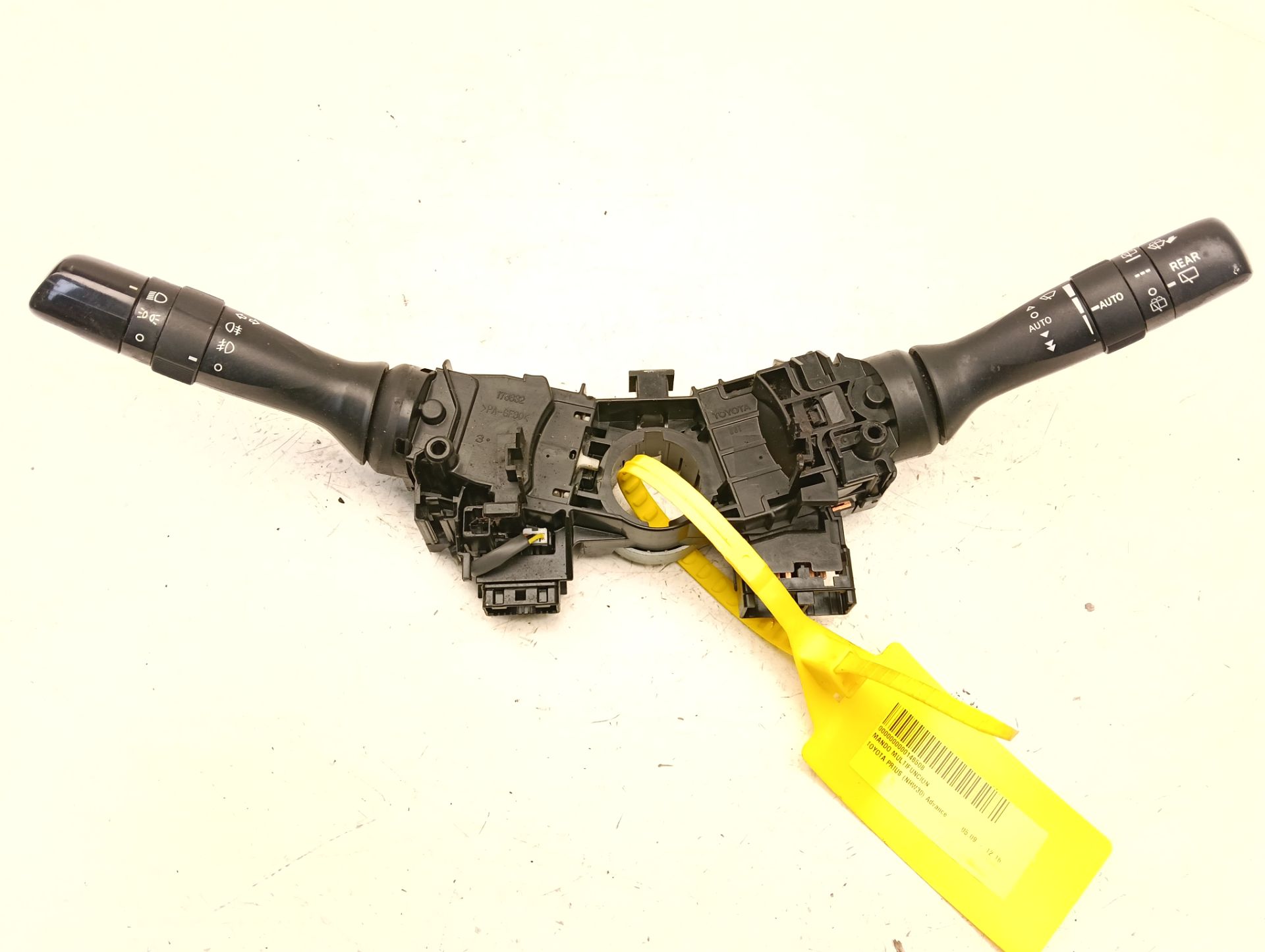 Mando multifuncion Toyota Prius (ZVW30)
