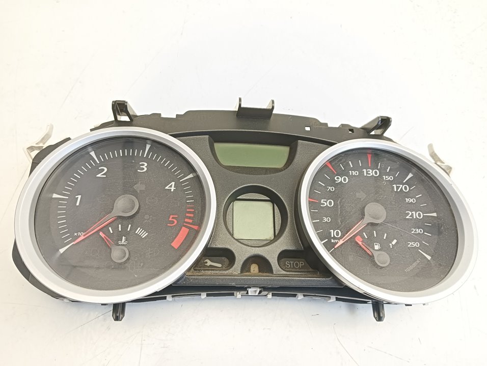Cuadro instrumentos Renault Megane II