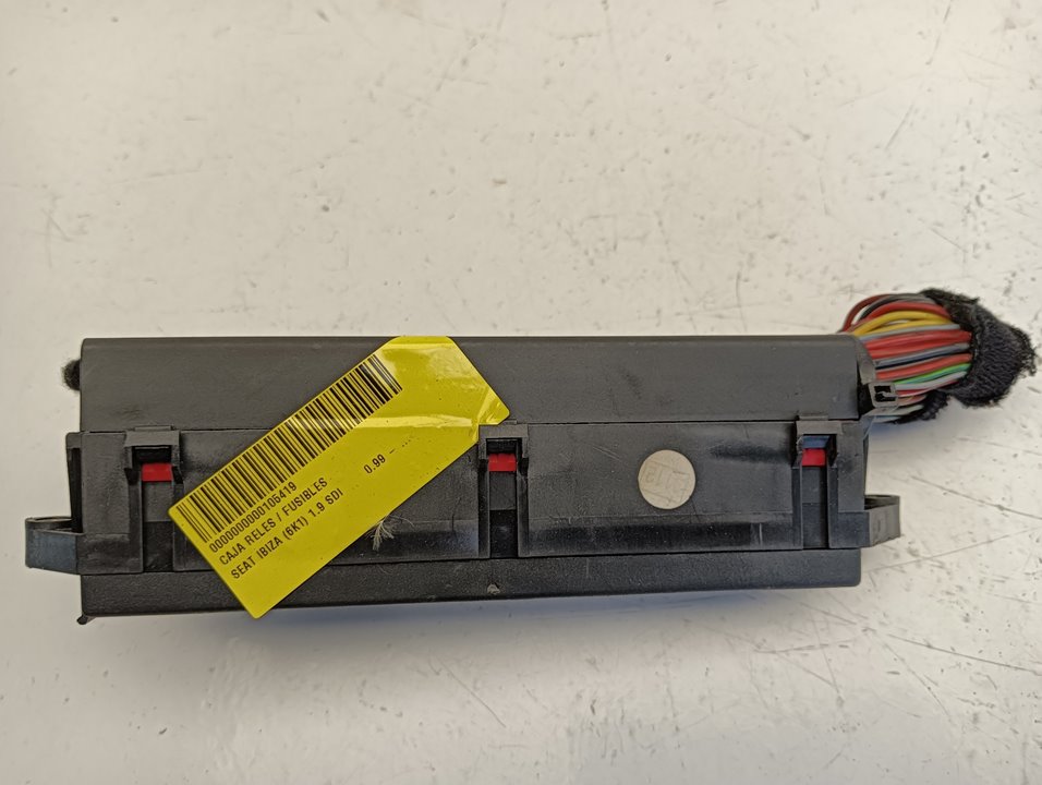 Caja relés / fusibles SEAT Ibiza (6K1)