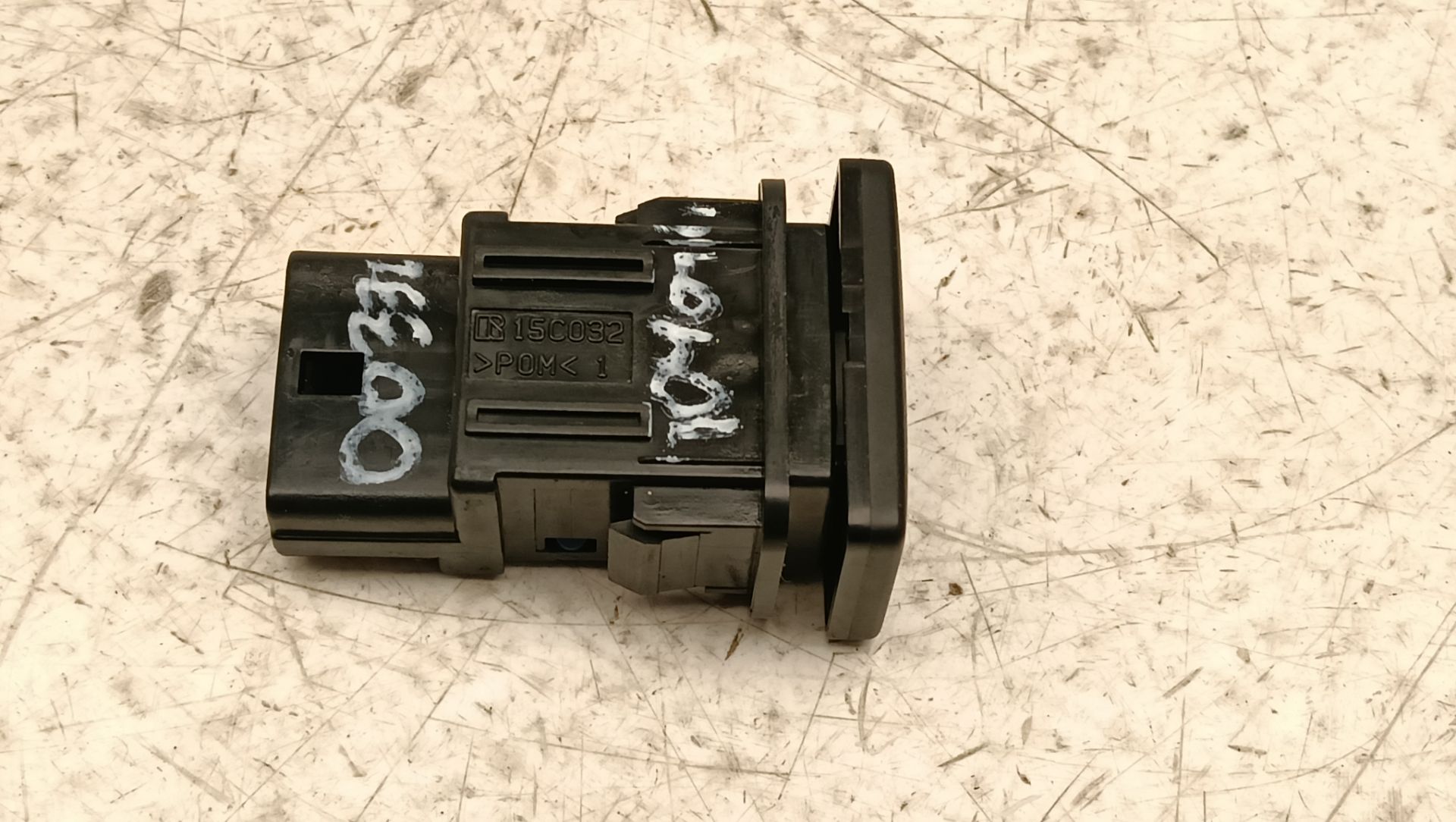Interruptor Toyota Auris (E18)