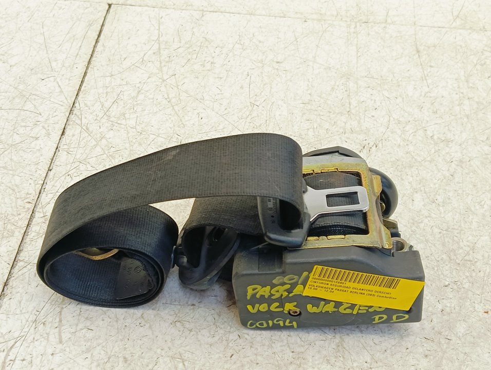 Cinturón seguridad Volkswagen Passat (3B3)