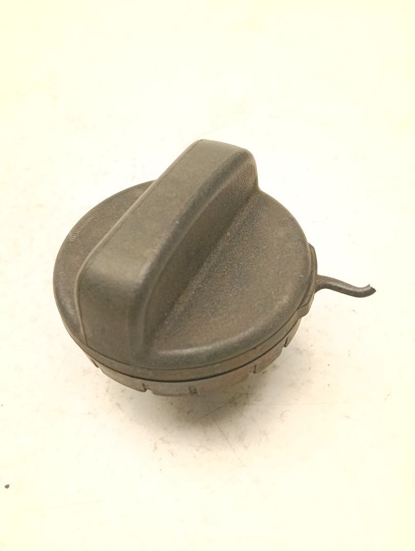 Tapón combustible Toyota Prius (ZVW30)