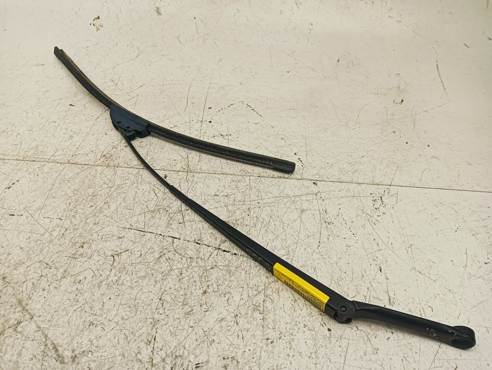 Brazo limpia Audi A6 (4B5)