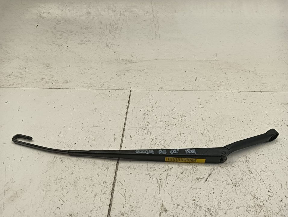 Brazo limpia Audi A6 (4B2)