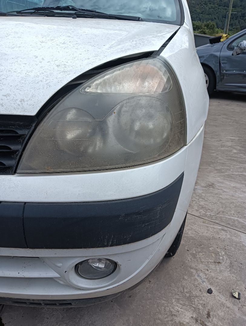 Faro Renault Clio II (B/CB0)