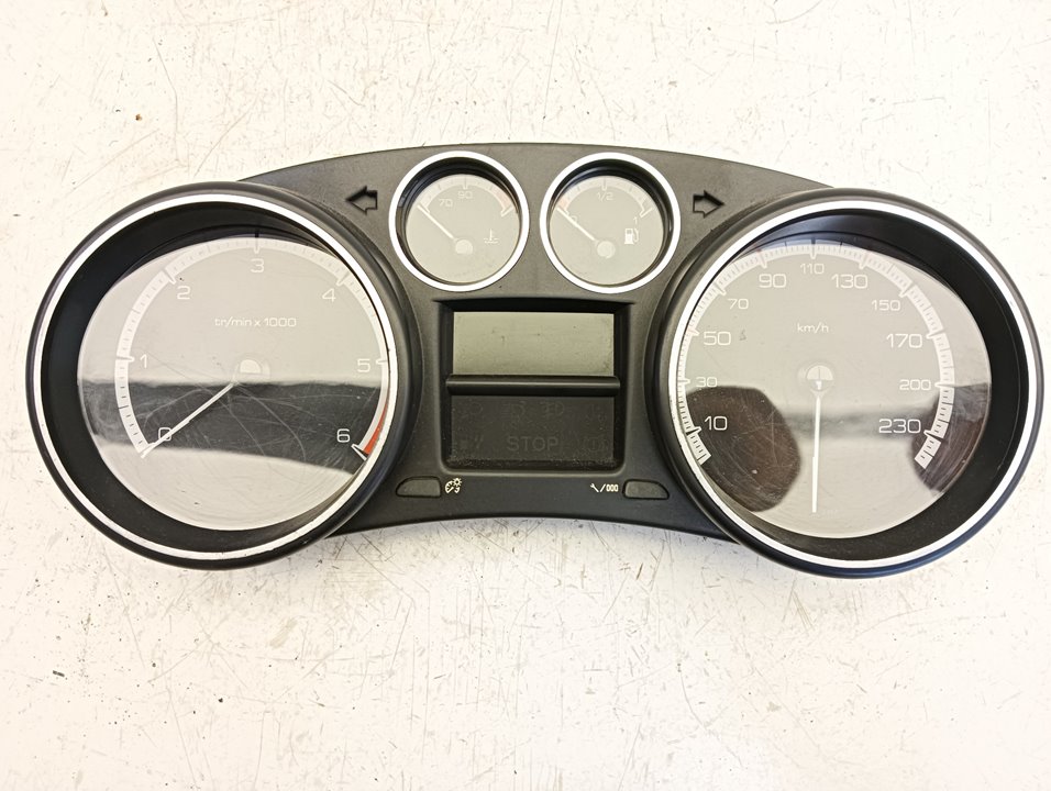 Cuadro instrumentos Peugeot 308