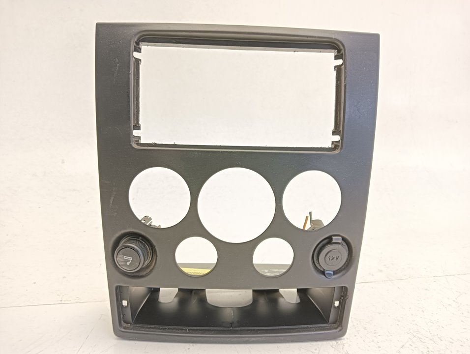Consola central Ford Transit Connect (TC7), foto 1 de 5