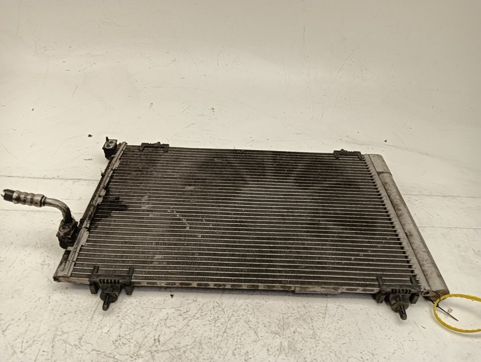 Condensador / radiador aire acondicionado Peugeot 307 Break/ (S2)