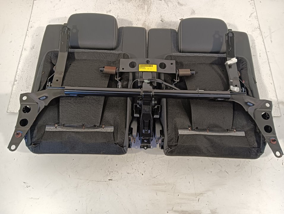Asientos traseros Toyota Verso (AUR2/ZGR2)