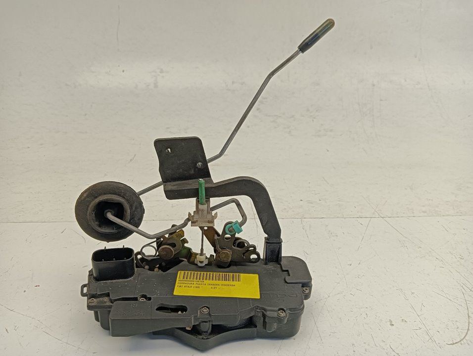 Cerradura puerta Fiat Stilo * (192)