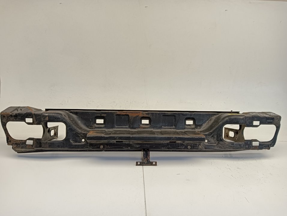 Refuerzo paragolpes Nissan Terrano II (R20)