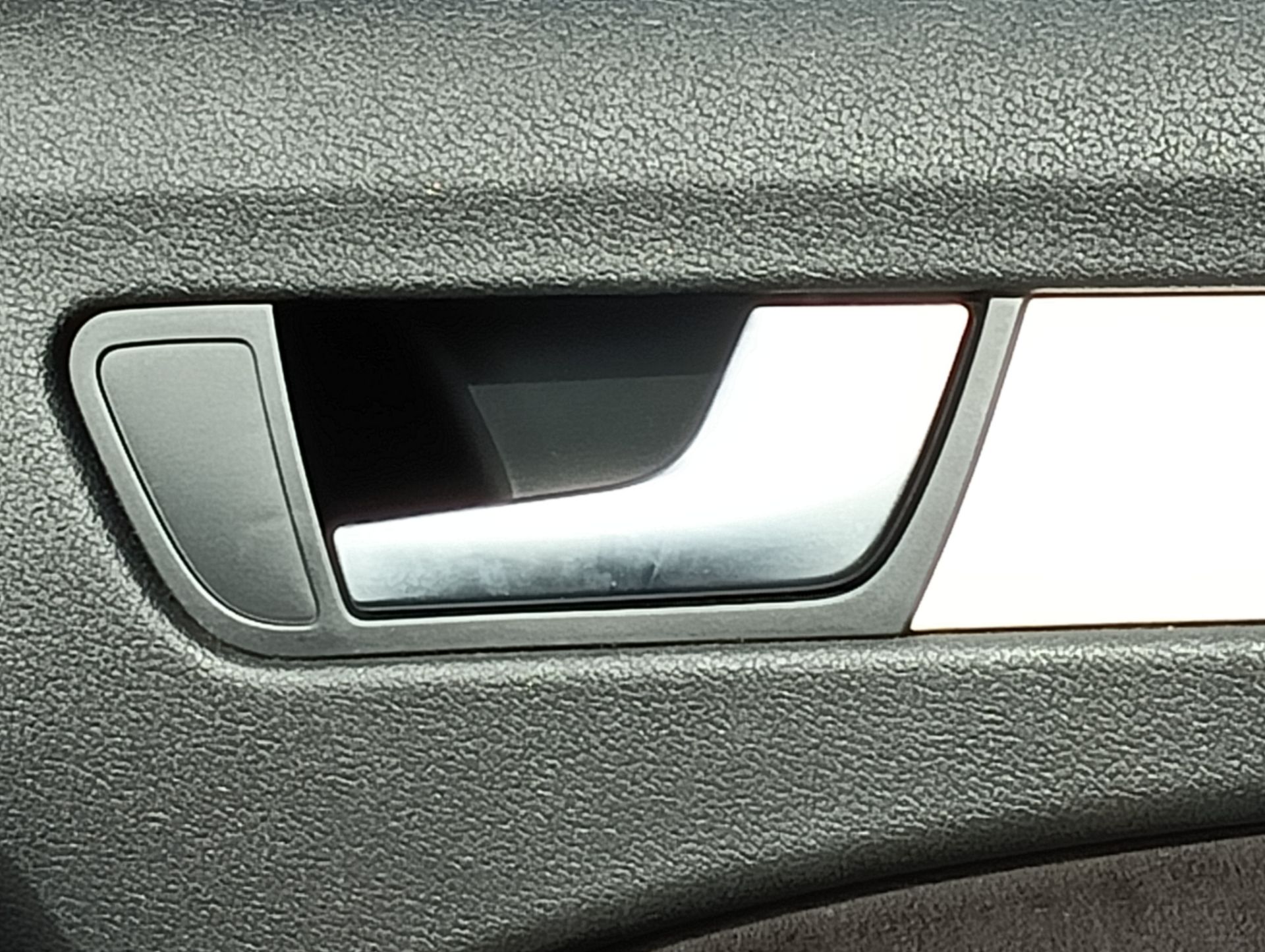 Maneta Audi A4 (8K5)