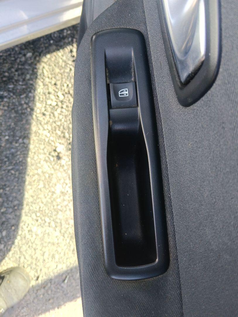Mando elevalunas Renault Megane III