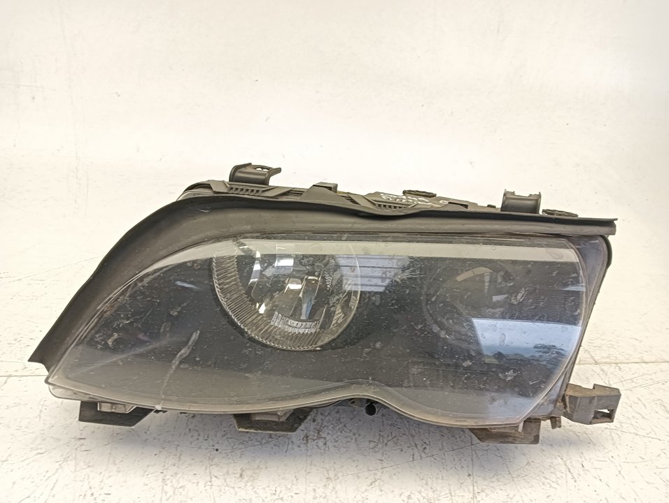 Faro BMW 3 (E46)