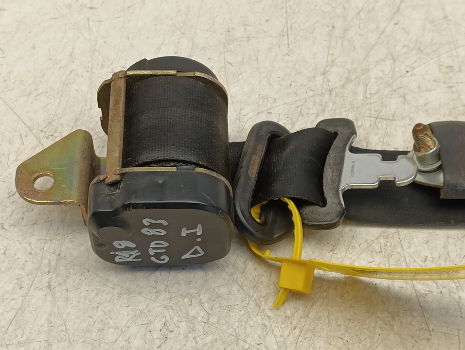 Cinturón seguridad Renault R 18