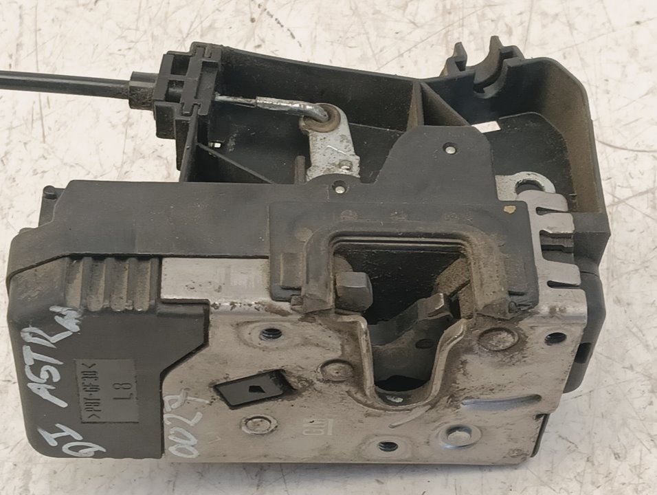Cerradura puerta Opel Astra G