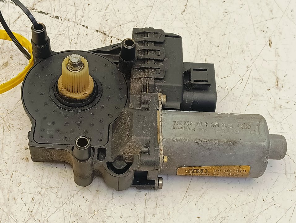 Motor elevalunas Audi A6 (4B5)