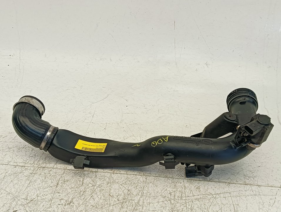 Tubo Volkswagen Passat (3B3)