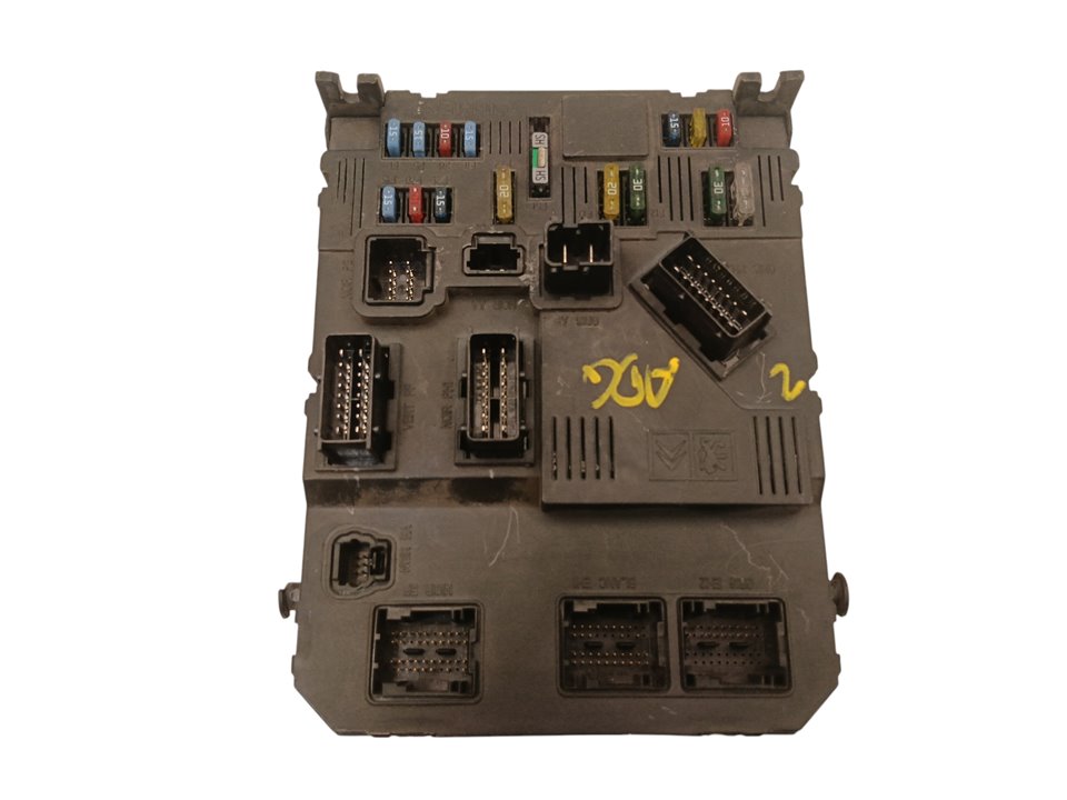 Caja relés / fusibles Peugeot 407