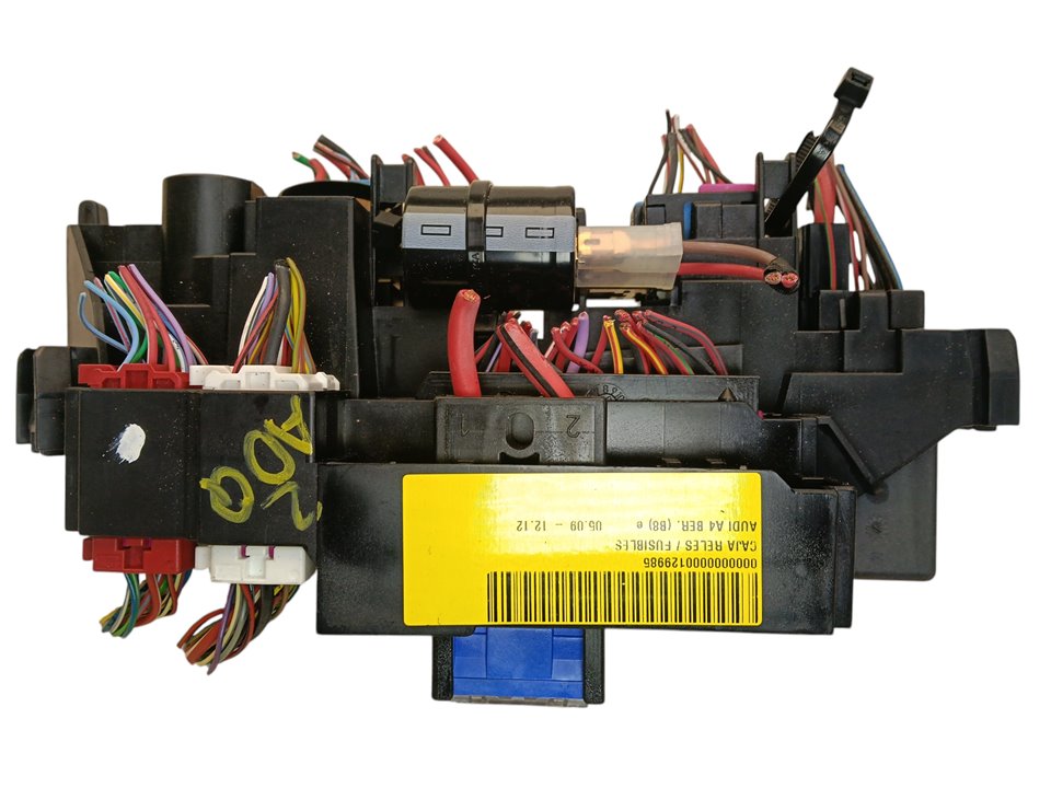 Caja relés / fusibles Audi A4 (8K2)