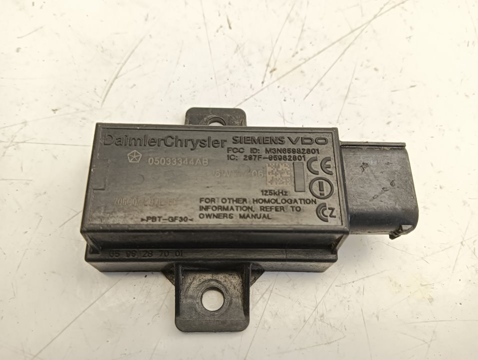 Módulo electrónico Dodge Avenger (JS)