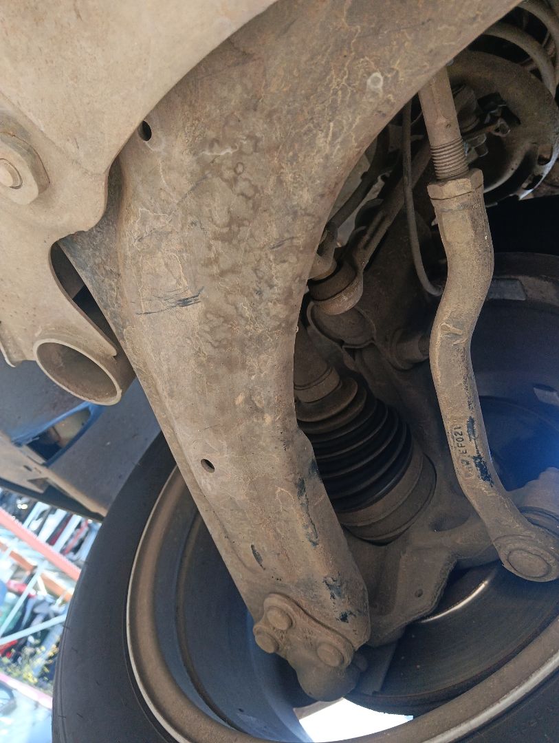 Brazo suspensión Renault Megane III