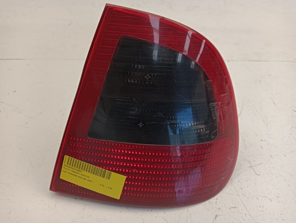 Piloto SEAT Cordoba (6K2)