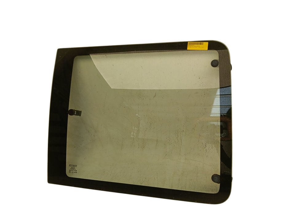 Luna custodia Fiat I Doblo (119)