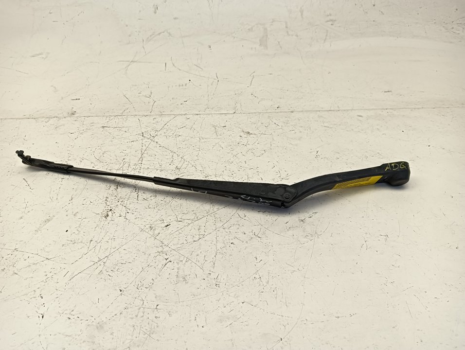 Brazo limpia Mercedes-Benz E (BM 207)