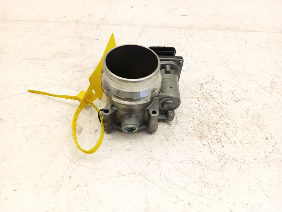 Caja mariposa Volvo XC40