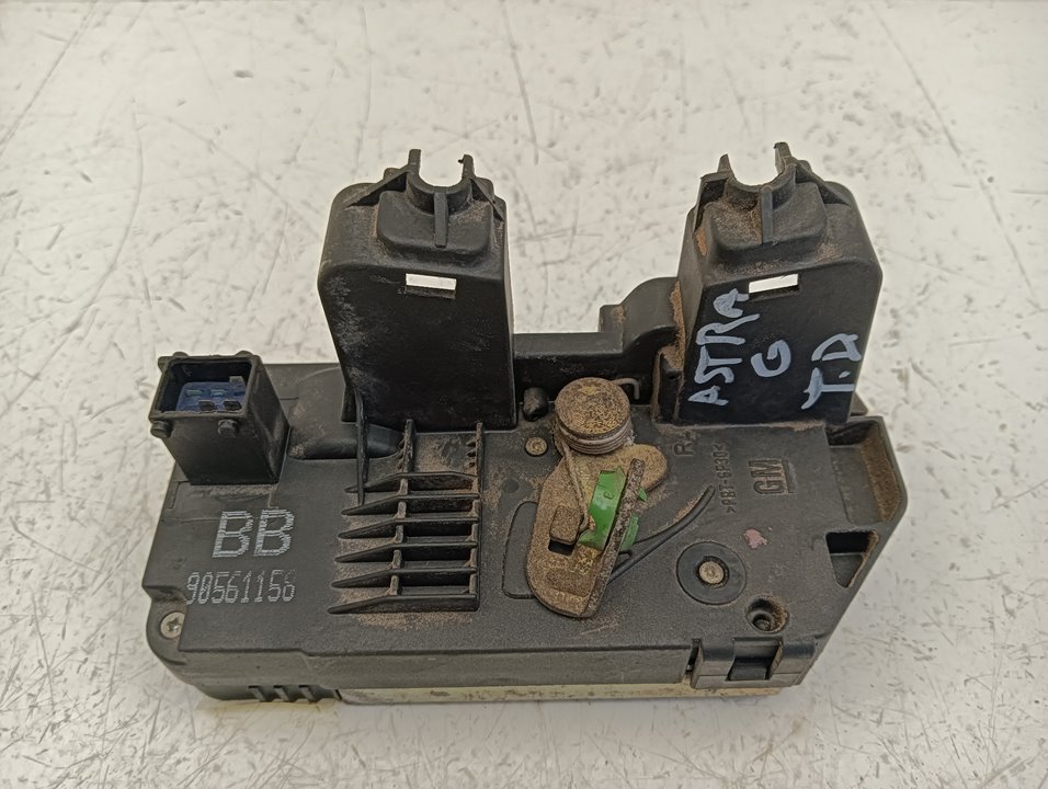 Cerradura puerta Opel Astra G