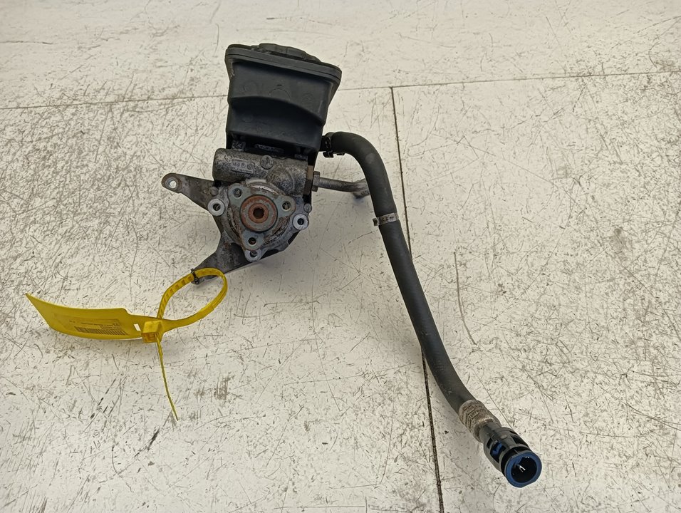 Bomba dirección BMW 5 (E60)