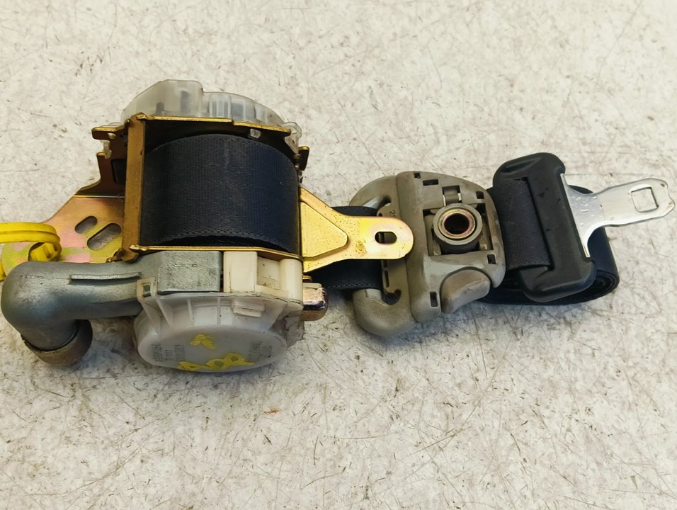 Cinturón seguridad Toyota Corolla Verso (E12)