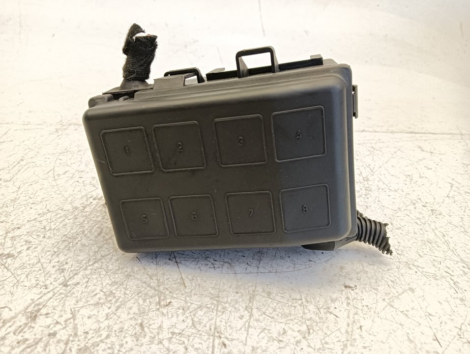 Caja relés / fusibles Opel Astra G