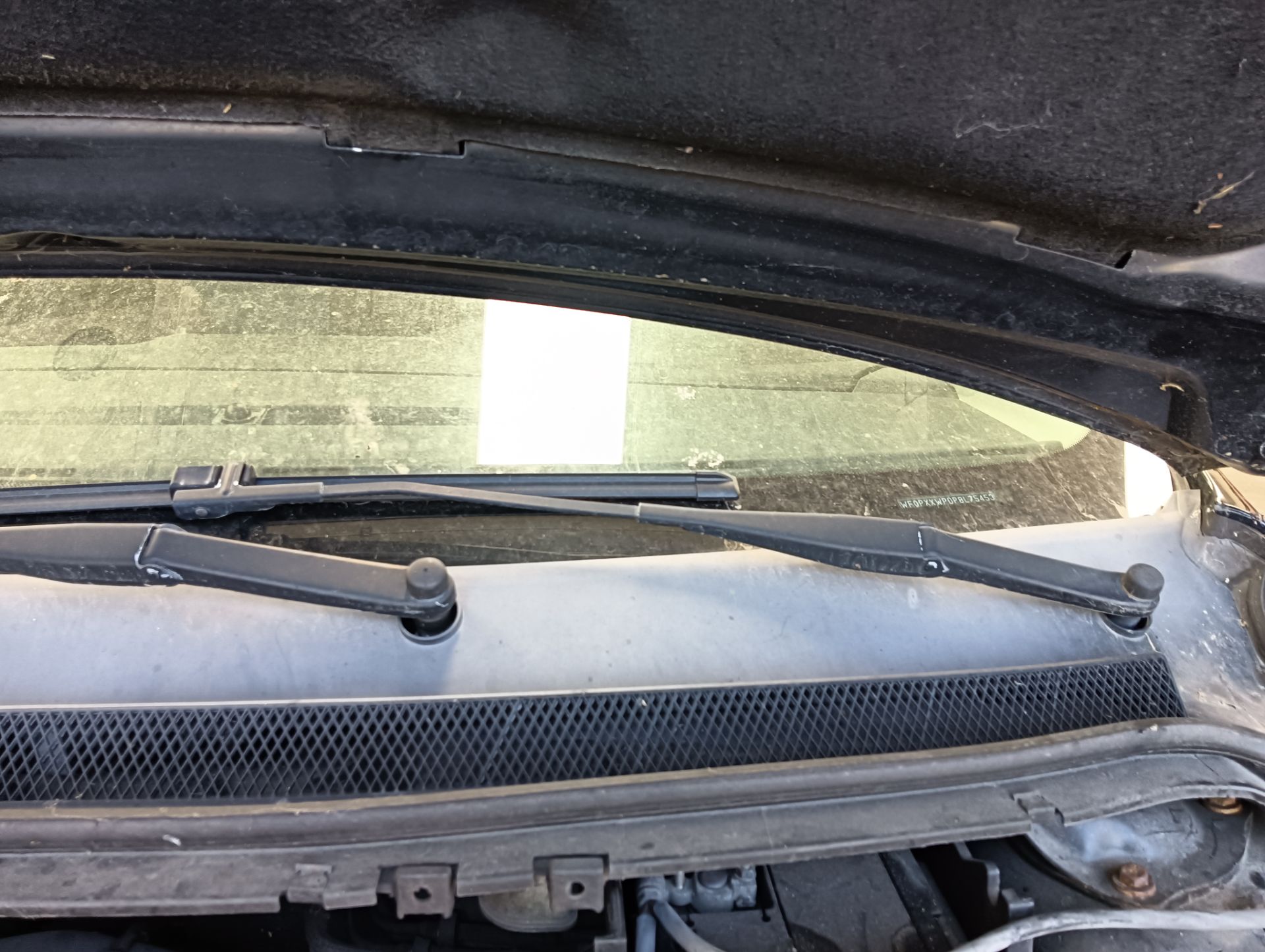 Brazo limpia delantero izquierdo Ford Focus (CB4), foto 1 de 6