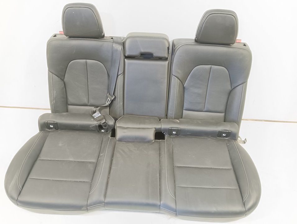 Asientos traseros Volvo XC40