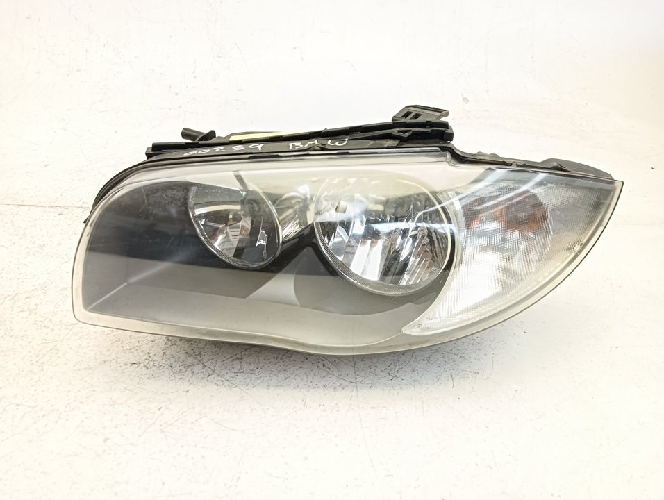 Faro BMW 1 (E81/E87)