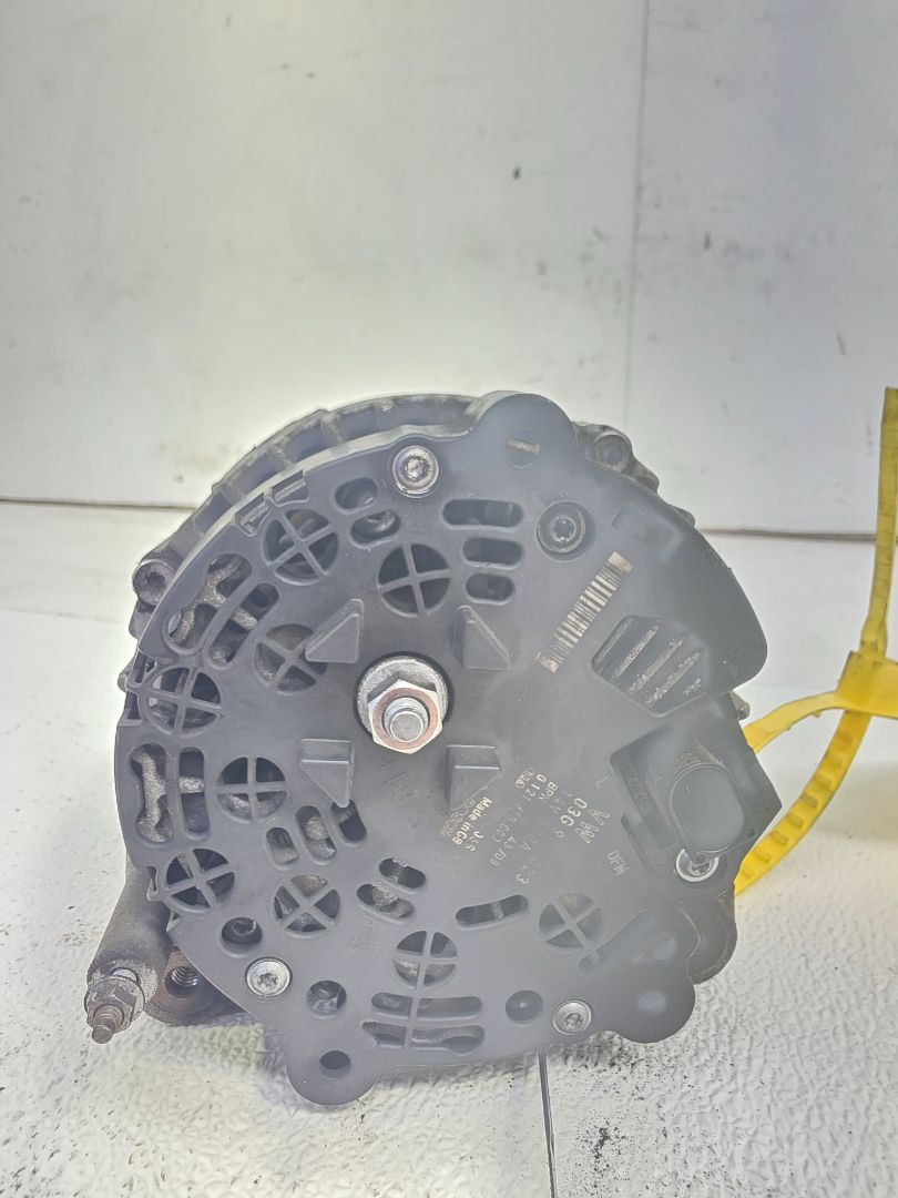 Alternador Volkswagen Passat (3C2)