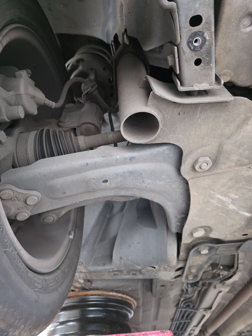 Brazo suspensión Renault Megane III
