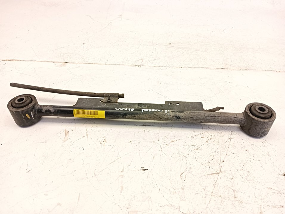 Brazo suspensión Nissan Terrano II (R20)