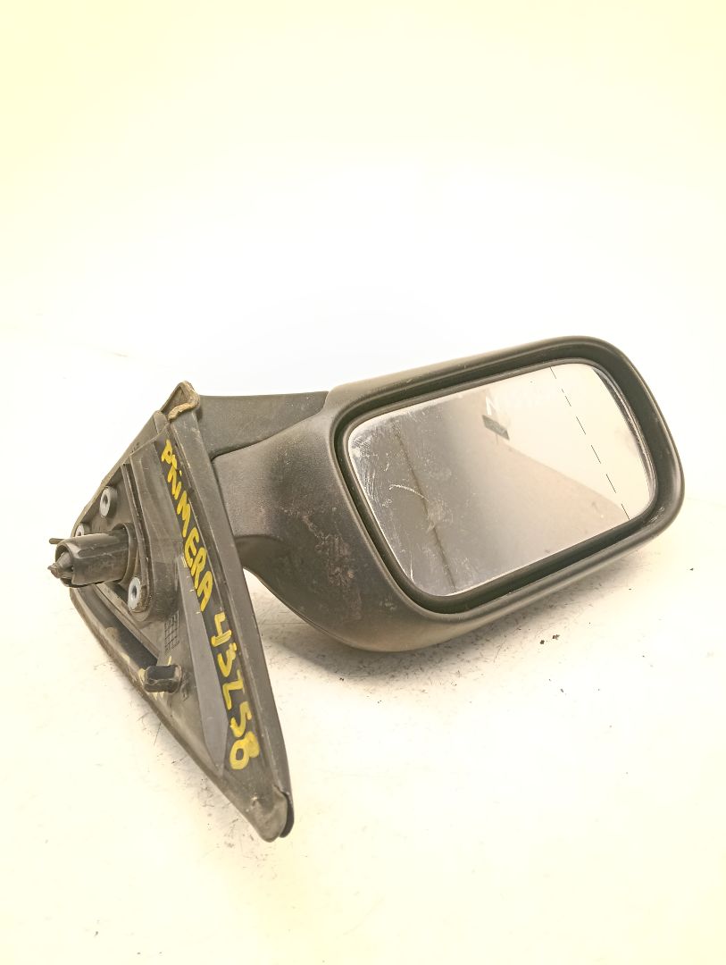Retrovisor Nissan Primera (P11)