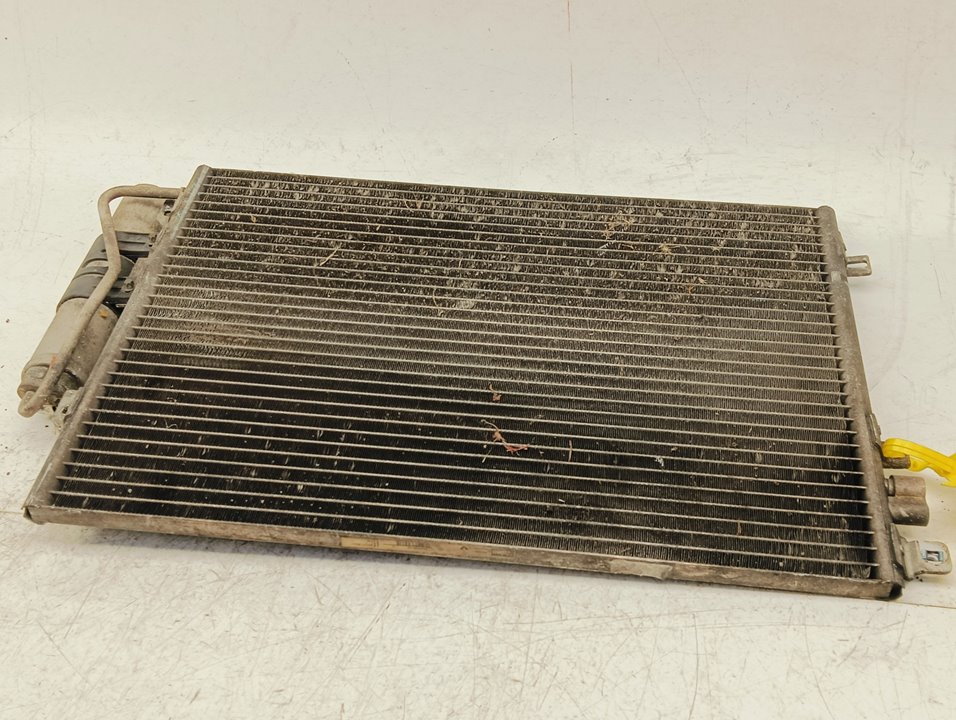 Condensador / radiador aire acondicionado Renault Clio II (B/CB0)